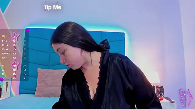 Luciana brown  online show from 25, 1, 2025