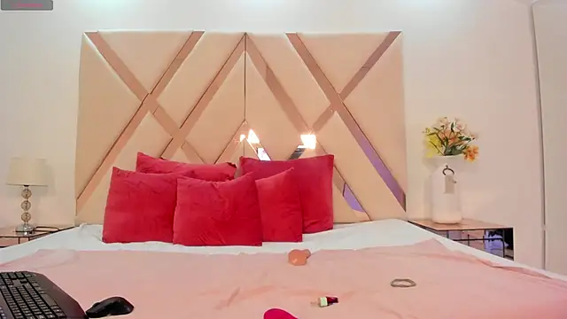 taliarussel online show from 5, 3, 2025