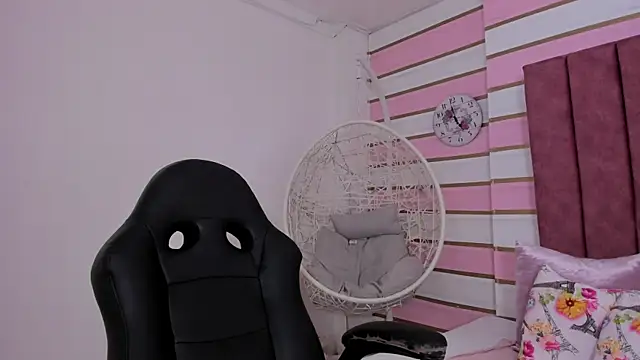 taliarussel online show from 12, 3, 2025