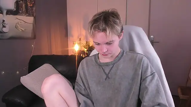 Snapshot of DemianEnglen chatting on 27, 9, 2025 DemianEnglen online show from 27, 9, 2025