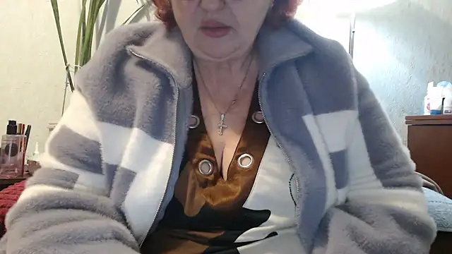 Snapshot of DeniseeRosea chatting on 15, 4, 2026 DeniseeRosea online show from 15, 4, 2026