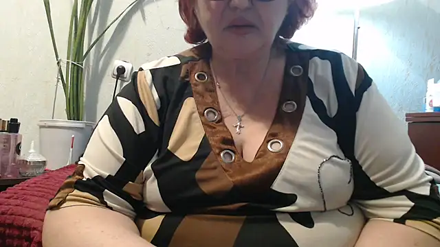 Snapshot of DeniseeRosea chatting on 17, 4, 2026 DeniseeRosea online show from 17, 4, 2026