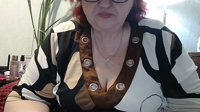 Snapshot of DeniseeRosea chatting on 7, 5, 2026 DeniseeRosea online show from 7, 5, 2026