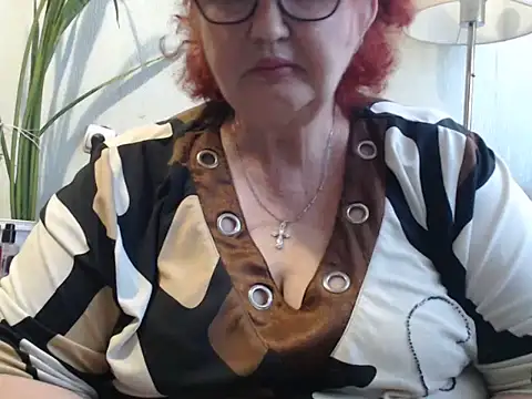 Snapshot of DeniseeRosea chatting on 22, 5, 2026 DeniseeRosea online show from 22, 5, 2026