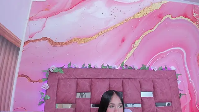 Snapshot of scarlett__evans_ chatting on 27, 10, 2025 scarlett evans online show from 27, 10, 2025