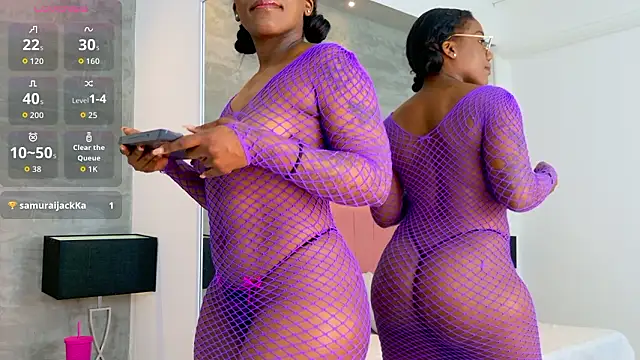 Snapshot of Alaia_Colins chatting on 4, 3, 2026 Alaia Colins online show from 4, 3, 2026