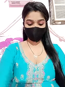 Snapshot of Simran-001 chatting on 15, 9, 2025 Simran-001 online show from 15, 9, 2025