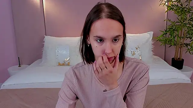 SandraTucker online show from 6, 2, 2026