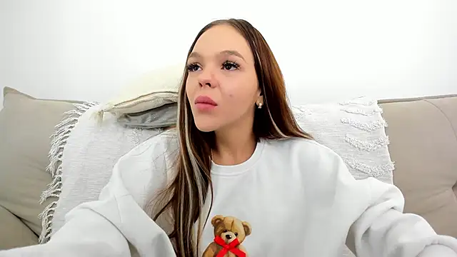 Daisy Abby online show from 24, 2, 2025
