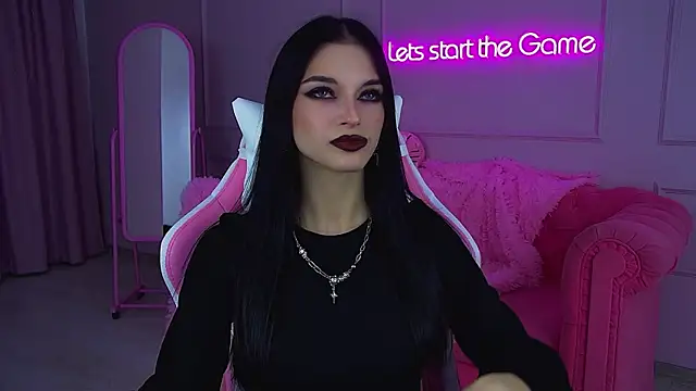 BeverlyMost online show from 12, 11, 2025