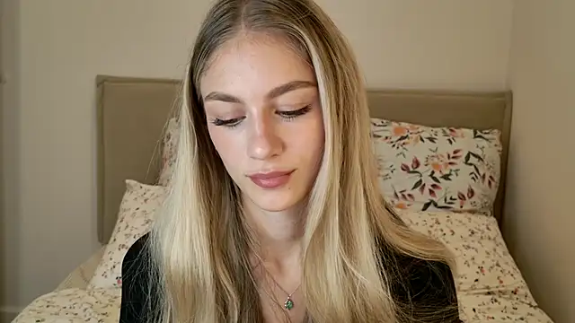 Snapshot of GabriellaOlsen chatting on 17, 9, 2025 GabriellaOlsen online show from 17, 9, 2025