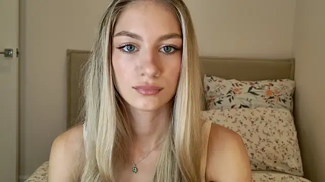Snapshot of GabriellaOlsen chatting on 22, 9, 2025 GabriellaOlsen online show from 22, 9, 2025