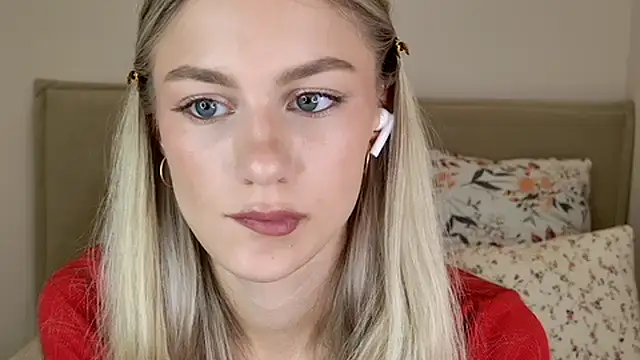Snapshot of GabriellaOlsen chatting on 25, 9, 2025 GabriellaOlsen online show from 25, 9, 2025