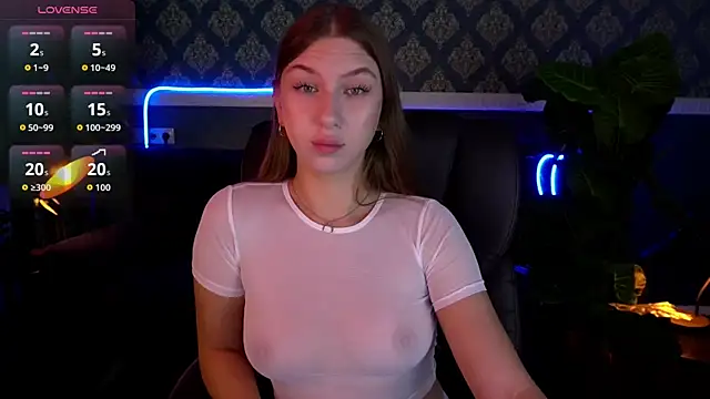 Snapshot of AureliaBliss_ chatting on 18, 9, 2025 AureliaBliss  online show from 18, 9, 2025