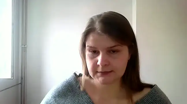 lovexCaroline online show from 25, 2, 2025