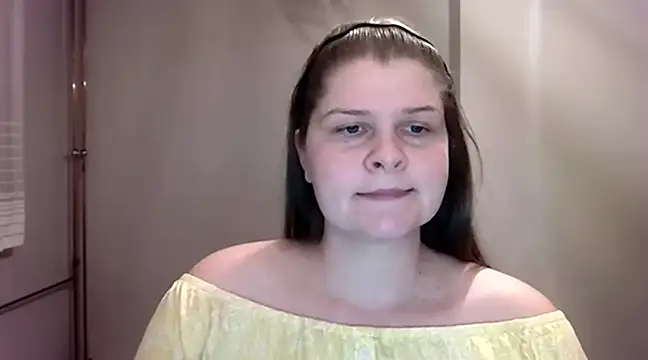 lovexCaroline online show from 3, 3, 2025