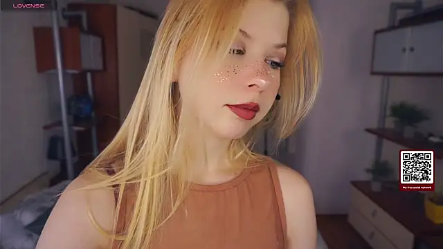 LynetHakes online show from 27, 9, 2025