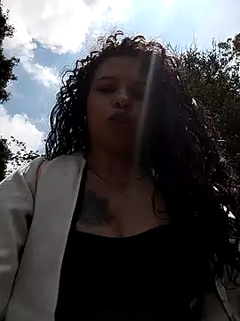 Snapshot of Ariana-07 chatting on 7, 2, 2025 Ariana-07 online show from 7, 2, 2025