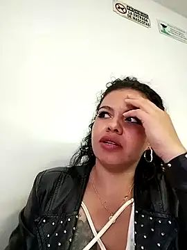 Snapshot of Ariana-07 chatting on 12, 2, 2025 Ariana-07 online show from 12, 2, 2025