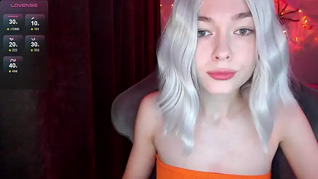 Ohmy Nora  online show from 9, 11, 2025