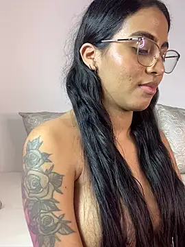 Snapshot of genesissara chatting on 3, 3, 2025 genesissara online show from 3, 3, 2025