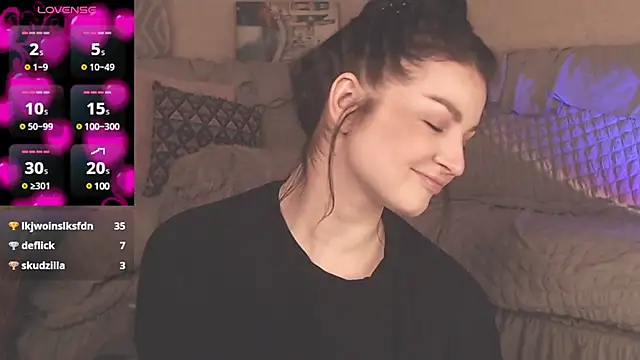 BritneyBarker online show from 9, 3, 2025