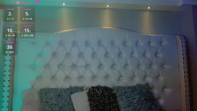 Snapshot of CamiiGarcia chatting on 29, 9, 2025 CamiiGarcia online show from 29, 9, 2025