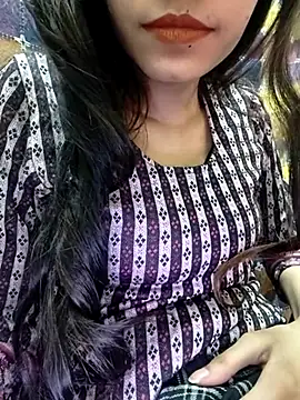 Snapshot of cute_IndianBabe chatting on 7, 3, 2025 cute IndianBabe online show from 7, 3, 2025