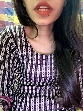 Snapshot of cute_IndianBabe chatting on 8, 3, 2025 cute IndianBabe online show from 8, 3, 2025
