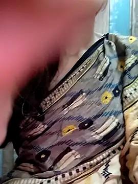 Snapshot of cute_IndianBabe chatting on 9, 10, 2025 cute IndianBabe online show from 9, 10, 2025