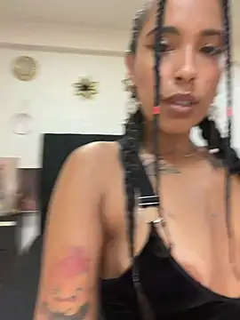 Akemirosse online show from 28, 6, 2026