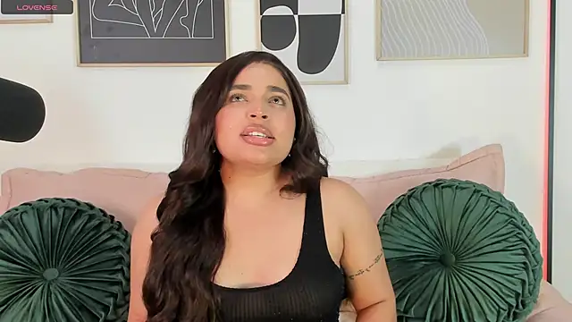 Snapshot of RachelRusso chatting on 27, 2, 2025 RachelRusso online show from 27, 2, 2025