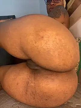 Charlotte bronxxx online show from 17, 10, 2025