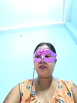 Snapshot of mahi43 chatting on 17, 2, 2025 mahi43 online show from 17, 2, 2025