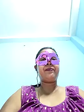 Snapshot of mahi43 chatting on 28, 2, 2025 mahi43 online show from 28, 2, 2025