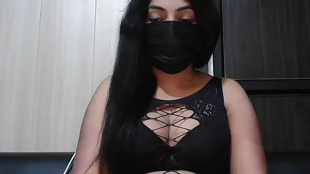 Snapshot of Reddy_Trisha chatting on 23, 4, 2026 Reddy Trisha online show from 23, 4, 2026
