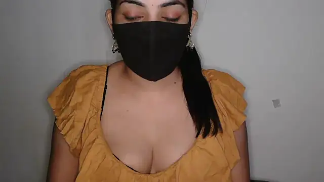 Snapshot of Reddy_Trisha chatting on 25, 4, 2026 Reddy Trisha online show from 25, 4, 2026