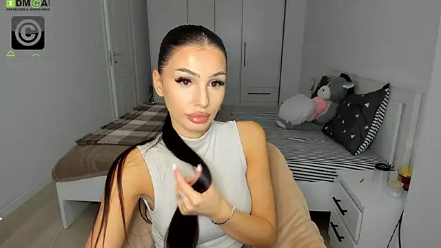 HelenShawn online show from 12, 11, 2025