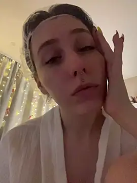 Molli Luv online show from 16, 12, 2025