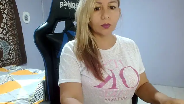 mariana0x online show from 5, 3, 2025