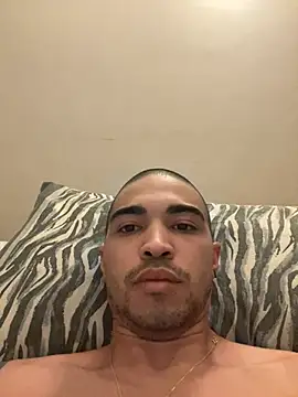 Snapshot of tony51753 chatting on 26, 1, 2025 tony51753 online show from 26, 1, 2025