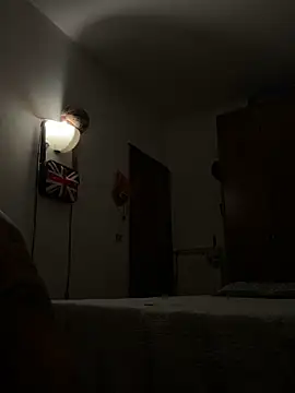 Snapshot of tony51753 chatting on 28, 10, 2025 tony51753 online show from 28, 10, 2025