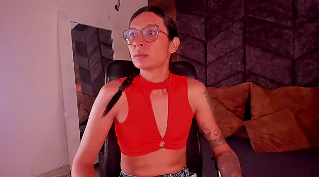 LauraaGomezz   online show from 12, 2, 2025