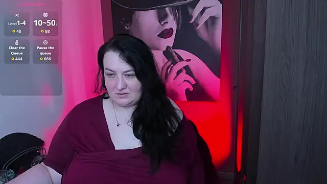 QueenOfHaze online show from 20, 5, 2026