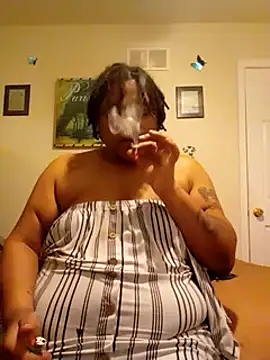 Snapshot of Big_BodyDee chatting on 4, 3, 2025 Big BodyDee online show from 4, 3, 2025