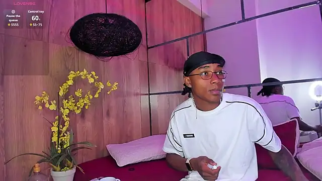 Snapshot of JackBBC18 chatting on 25, 9, 2025 JackBBC18 online show from 25, 9, 2025