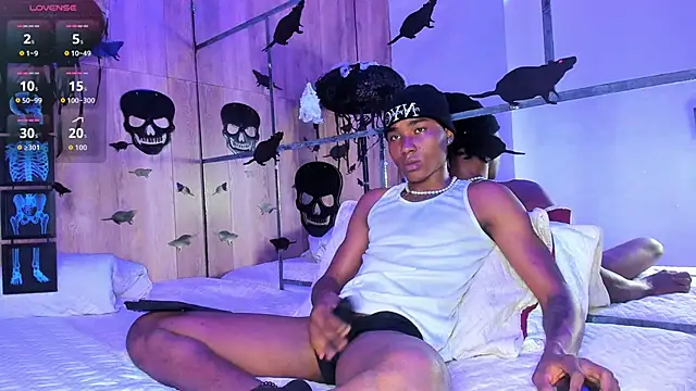 Snapshot of JackBBC18 chatting on 17, 10, 2025 JackBBC18 online show from 17, 10, 2025