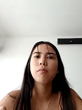 Snapshot of Julycol chatting on 21, 2, 2025 Julycol online show from 21, 2, 2025