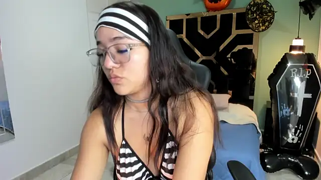 Snapshot of Billie_Jhonson_ chatting on 15, 10, 2025 Billie Jhonson  online show from 15, 10, 2025