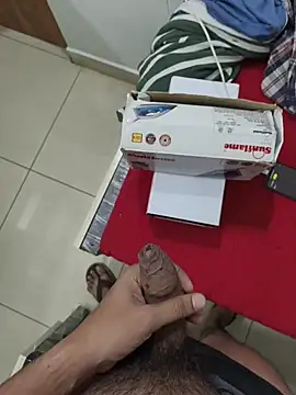 Snapshot of randit7 chatting on 14, 11, 2025 randit7 online show from 14, 11, 2025